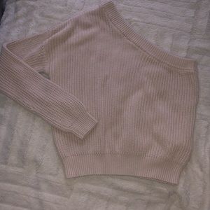 Asymmetrical one shoulder sweater